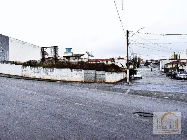 Terreno com 700m², à venda, no bairro Atibaia Jardim em Atibaia