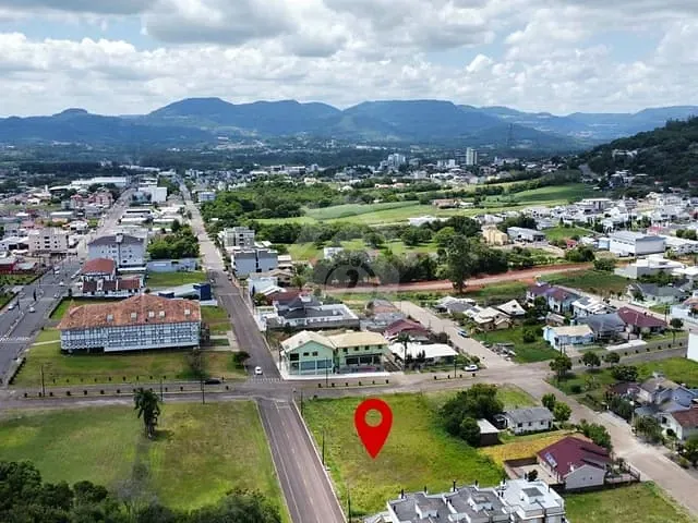 Terreno com 431m², à venda, no bairro Centro Administrativo em Teutônia