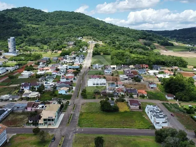 Terreno com 431m², à venda, no bairro Centro Administrativo em Teutônia
