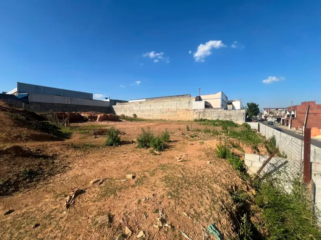 Terreno com 1500m², à venda, no bairro Jardim Diva (Fazendinha) em Santana de Parnaíba