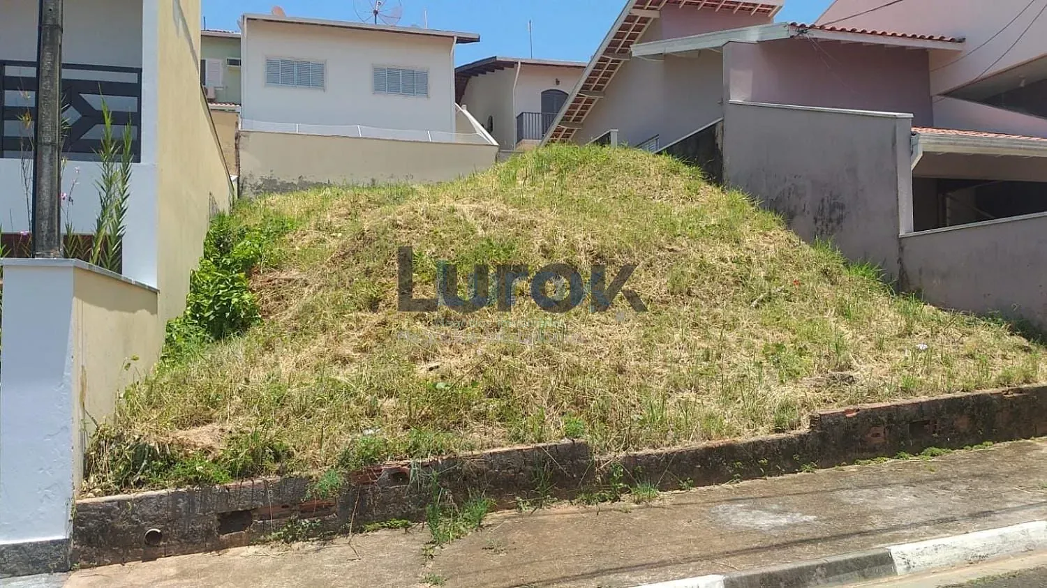 Terreno, 210 m² - Foto 2