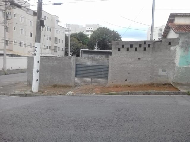 Terreno com 125m², à venda, no bairro Vila São José em Taubaté