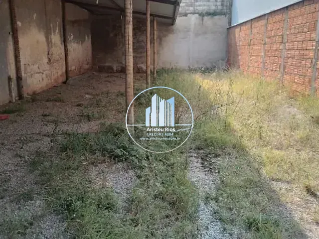 Terreno com 200m², à venda, no bairro Centro em Pouso Alegre