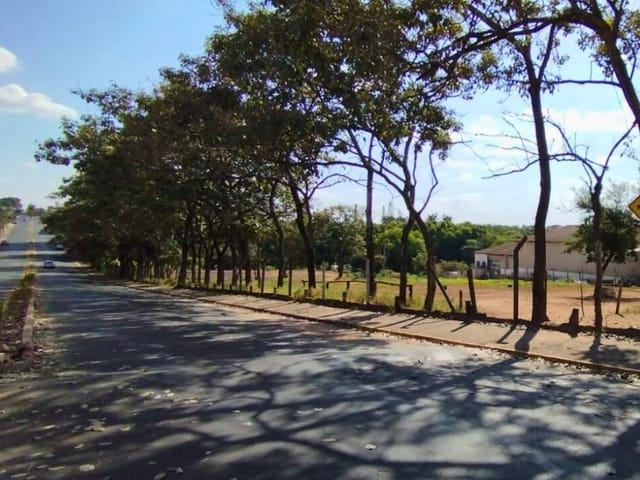 Foto do Terreno - Terreno comercial para venda em Vila Nova, 6,475m² | Lares e Andares Imóveis