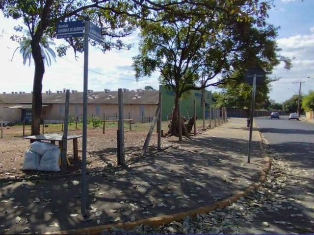 Foto do Terreno - Terreno comercial para venda em Vila Nova, 6,475m² | Lares e Andares Imóveis