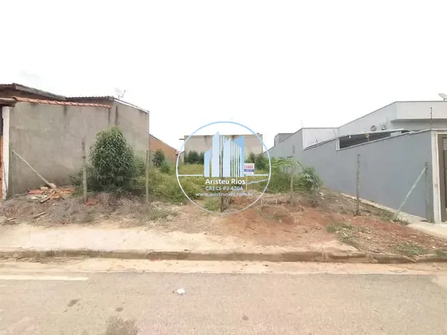 Terreno com 300m², à venda, no bairro Cidade Vergani em Pouso Alegre