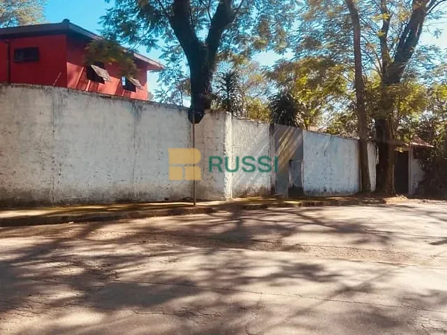 Terreno com 1899m², à venda, no bairro Chácaras São José em São José dos Campos