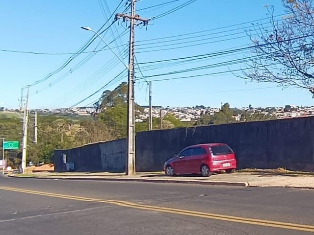 Terreno com 914m², à venda, no bairro Jardim Carvalho em Ponta Grossa