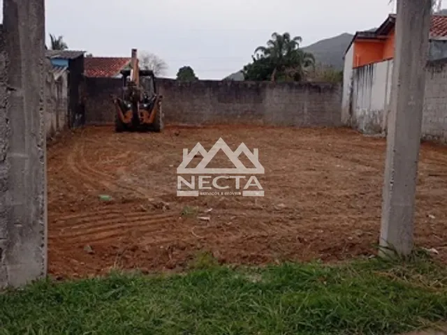 Terreno com 270m², à venda, no bairro Jaraguá em São Sebastião