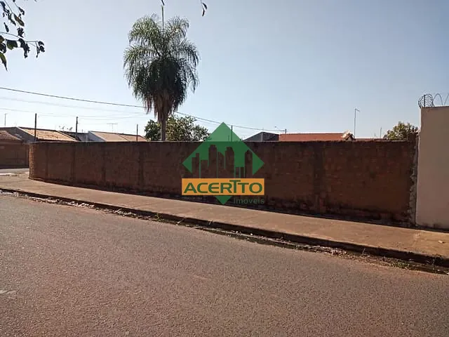 Terreno com 256m², à venda, no bairro São Rafael em Araçatuba