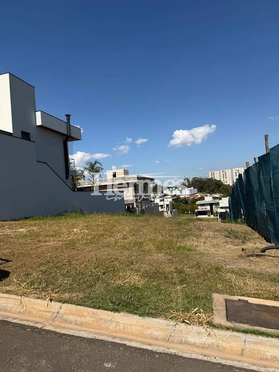 Terreno, 300 m² - Foto 1