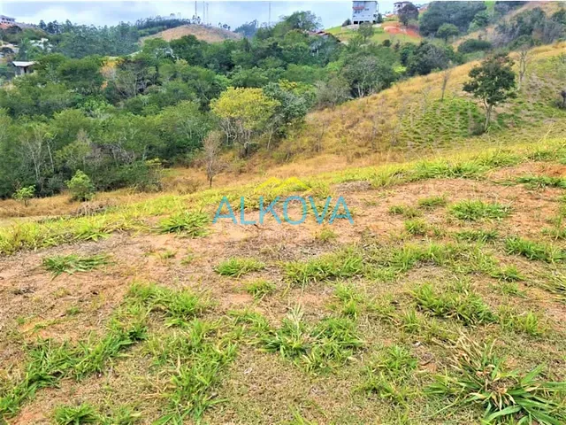 Terreno com 1000m², à venda, no bairro Canaã em Jambeiro