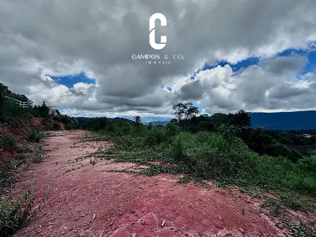 Terreno com 1073m², à venda, no bairro Parque Pedra do Baú em Campos Do Jordão