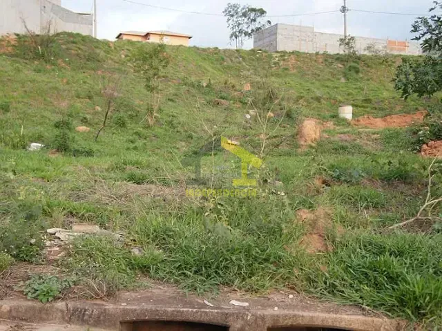 Terreno com 597m², à venda, no bairro Nova Itatiba em Itatiba