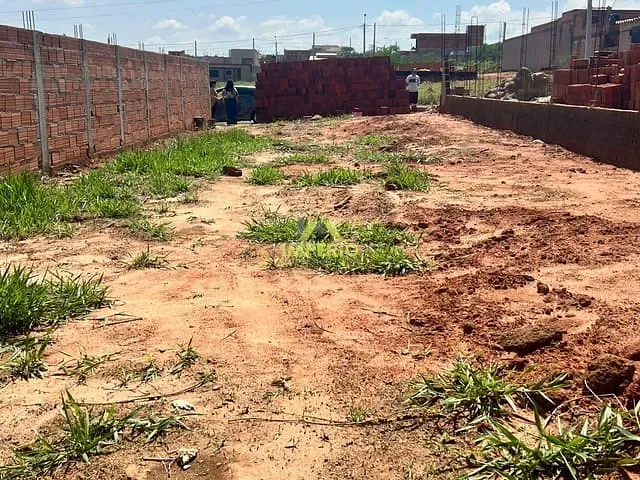 Terreno com 188m², à venda, no bairro Residencial Barnabé em Salto