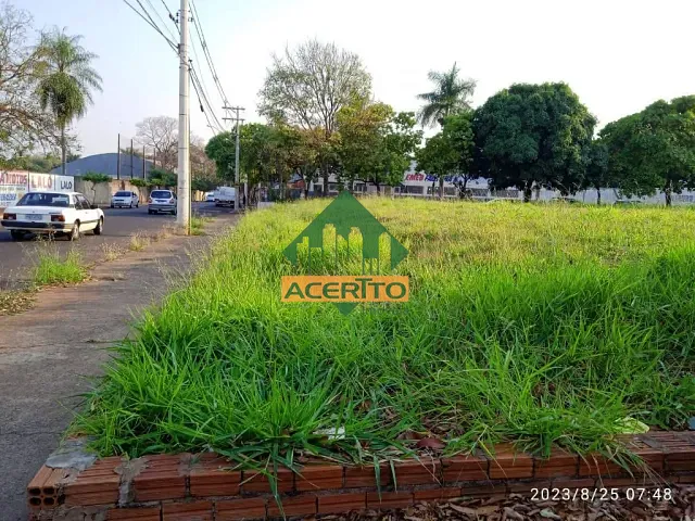 Terreno com 2481m², à venda, no bairro Conjunto Habitacional Castelo Branco em Araçatuba