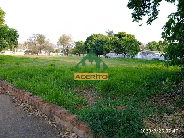 Terreno com 2481m², à venda, no bairro Conjunto Habitacional Castelo Branco em Araçatuba