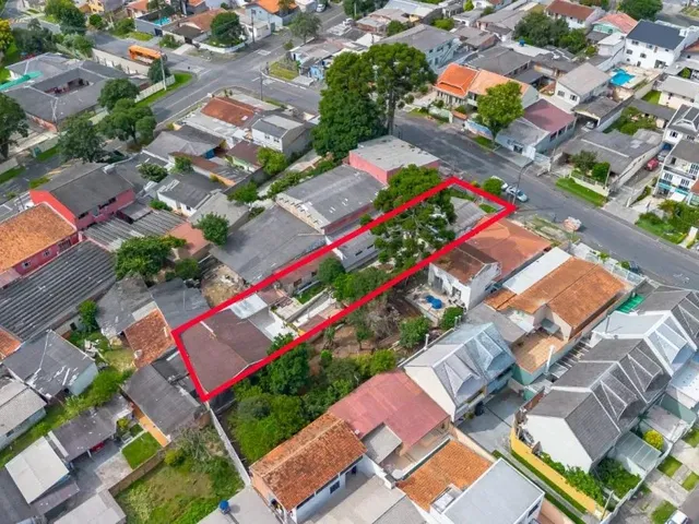Terreno com 720m², à venda, no bairro Xaxim em Curitiba