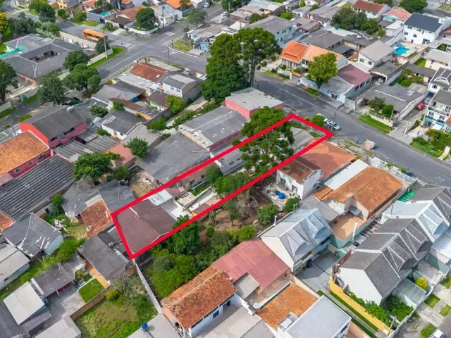 Terreno com 720m², à venda, no bairro Xaxim em Curitiba
