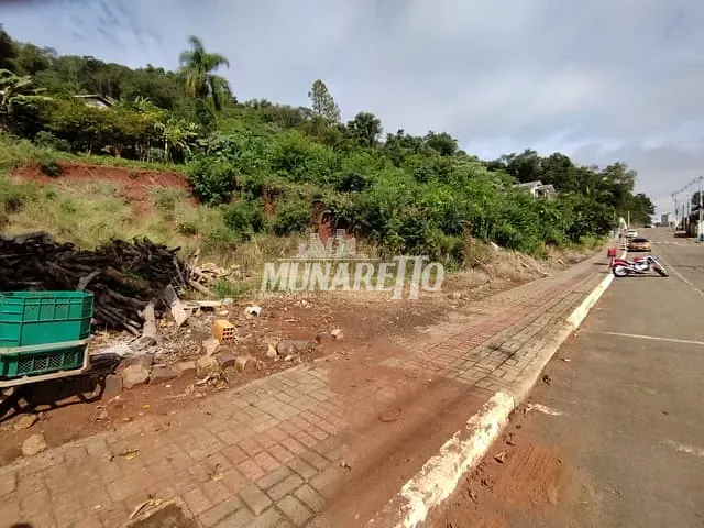 Terreno com 500m², à venda, no bairro Centro em Piratuba