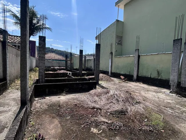 Terreno com 240m², à venda, no bairro Jardim Guanabara em Macaé