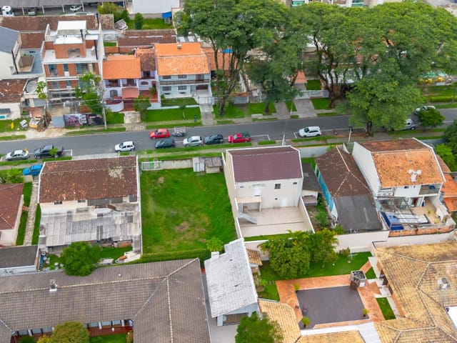 Terreno com 325m², à venda, no bairro Vila Izabel em Curitiba