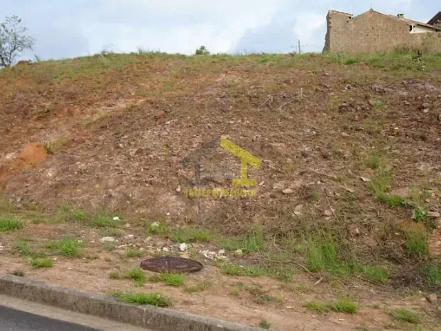 Terreno com 408m², à venda, no bairro Nova Itatiba em Itatiba