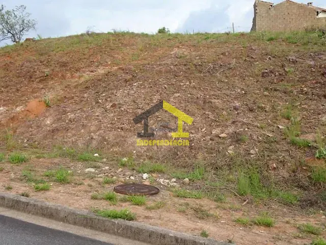 Terreno com 408m², à venda, no bairro Nova Itatiba em Itatiba