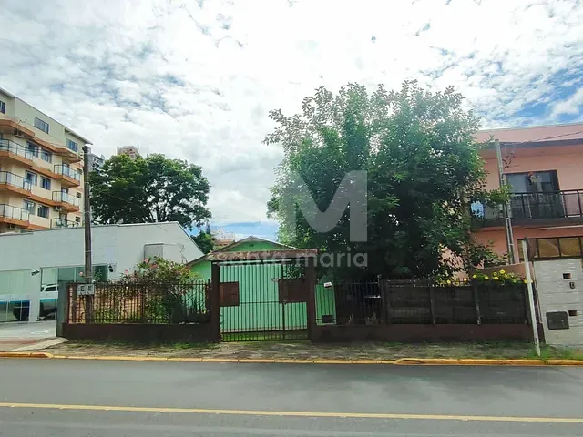 Terreno com 734m², à venda, no bairro Jardim Itália em Chapecó