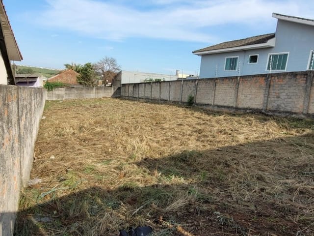 Terreno com 450m², à venda, no bairro Oficinas em Ponta Grossa