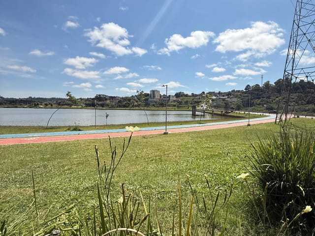 Terreno com 450m², à venda, no bairro Oficinas em Ponta Grossa