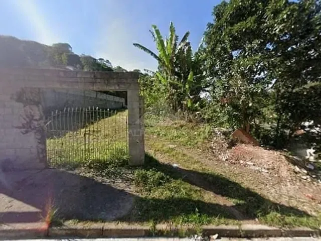 Terreno com 683m², à venda, no bairro Recanto Natalino Bertoldo em Rio Grande da Serra