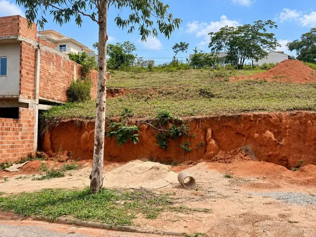 Terreno com 450m², à venda, no bairro Jardim Guanabara  em Macaé