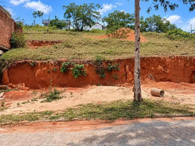 Terreno com 450m², à venda, no bairro Jardim Guanabara  em Macaé
