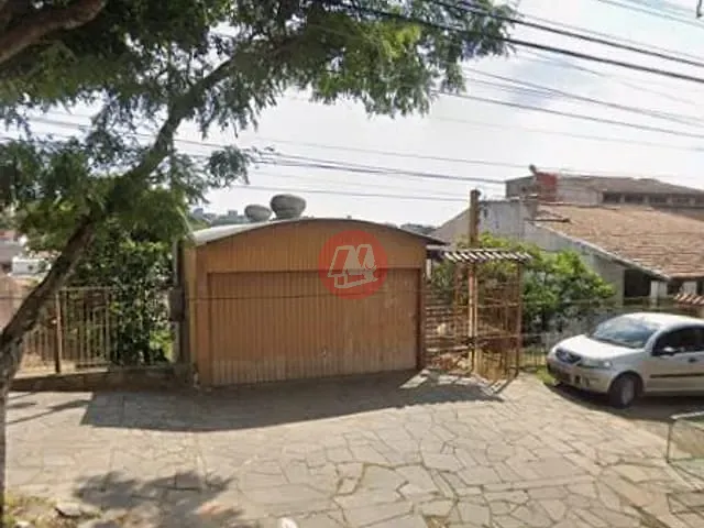 Terreno com 247m², à venda, no bairro Santo Antônio em Porto Alegre