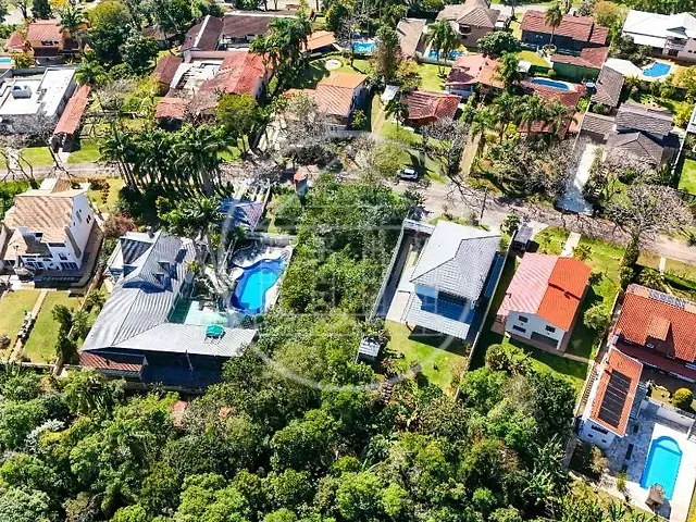 Terreno com 698m², à venda, no bairro Loteamento Chacaras Embu-Guacu em Embu-Guaçu