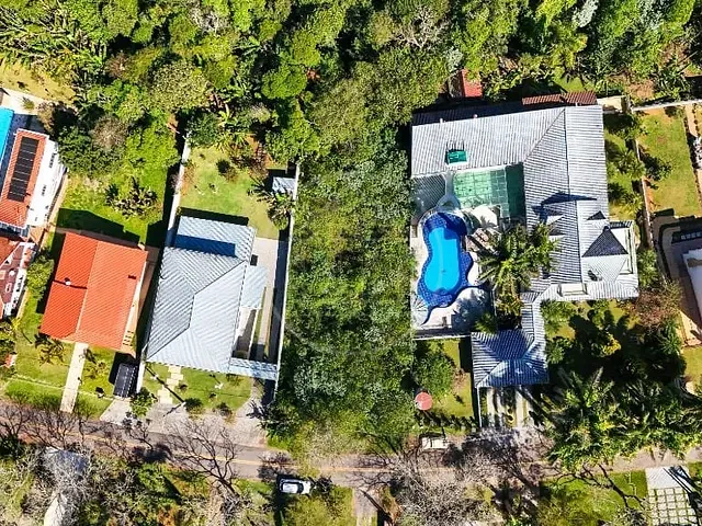 Terreno com 698m², à venda, no bairro Loteamento Chacaras Embu-Guacu em Embu-Guaçu