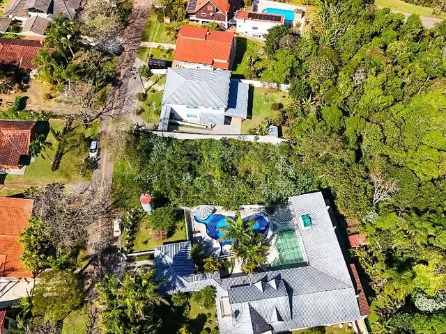 Terreno com 698m², à venda, no bairro Loteamento Chacaras Embu-Guacu em Embu-Guaçu