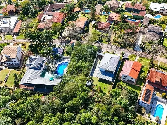 Terreno com 698m², à venda, no bairro Loteamento Chacaras Embu-Guacu em Embu-Guaçu