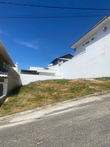 Terreno com 300m², à venda, no bairro Lagoa em Macaé