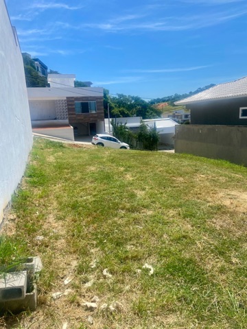 Terreno com 300m², à venda, no bairro Lagoa em Macaé
