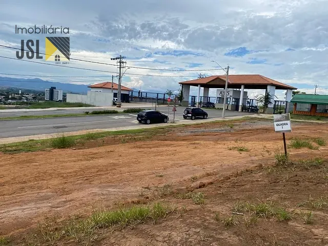 Terreno com 240m², à venda, no bairro Jardim Maria Cândida em Caçapava