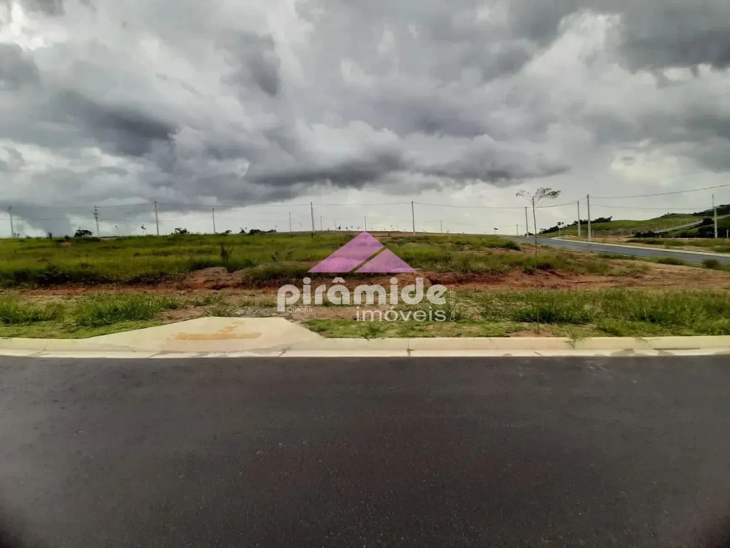 Terreno, 200 m² - Foto 2