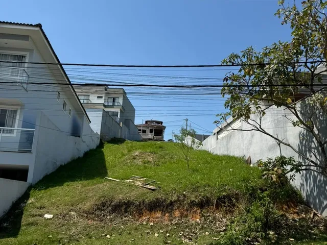 Terreno com 328m², à venda, no bairro Vale dos Cristais em Macaé
