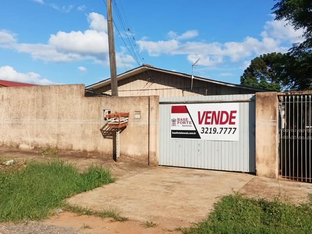 Terreno com 784m², à venda, no bairro Uvaranas em Ponta Grossa