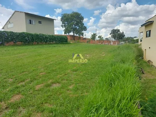 Terreno com 1031m², à venda, no bairro Terras de Mont Serrat em Salto
