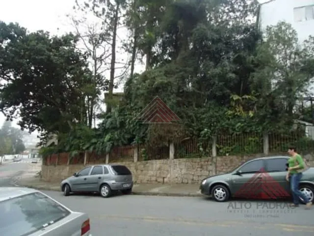 Terreno à venda, no bairro Jardim Zaira em Mauá