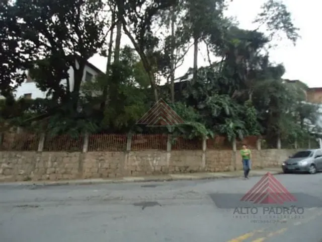 Terreno à venda, no bairro Jardim Zaira em Mauá