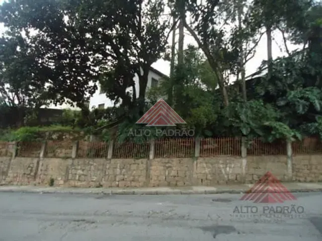 Terreno à venda, no bairro Jardim Zaira em Mauá