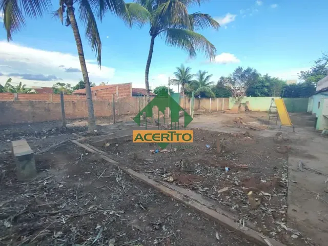 Terreno com 300m², à venda, no bairro Umuarama em Araçatuba
